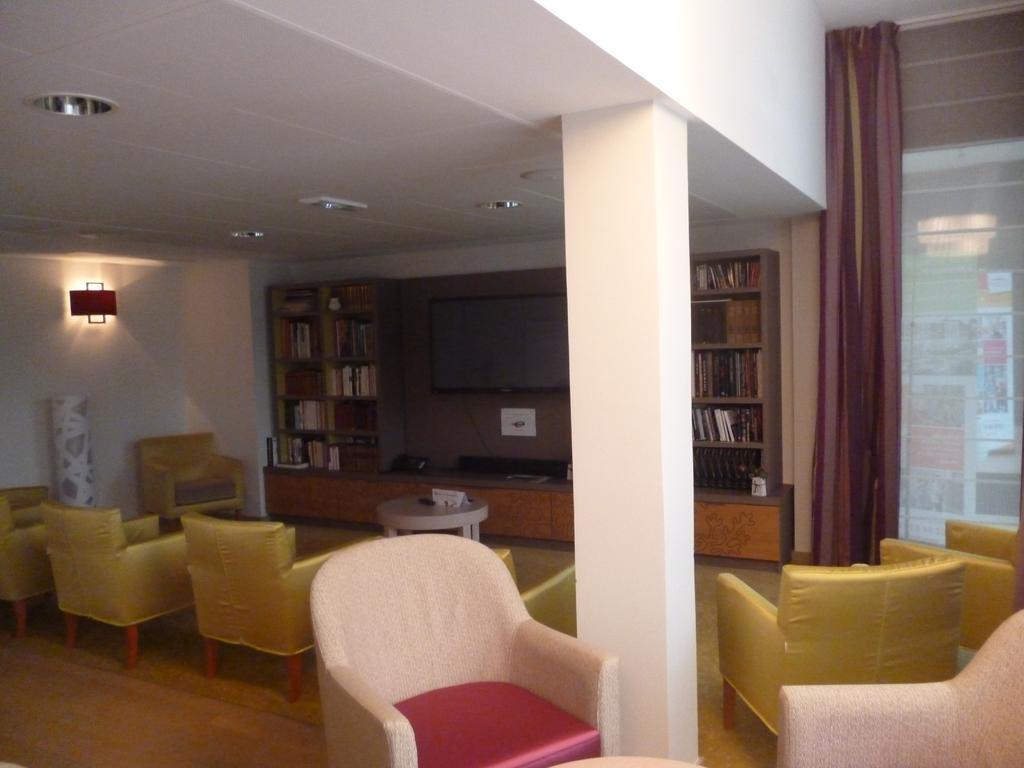 Domitys Le Jardin Des Trois Rois Aparthotel Romorantin-Lanthenay Exterior photo