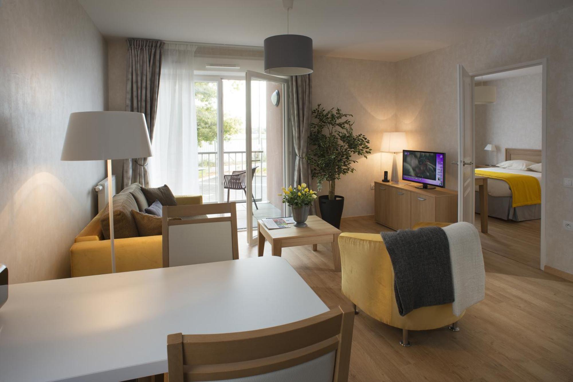 Domitys Le Jardin Des Trois Rois Aparthotel Romorantin-Lanthenay Room photo